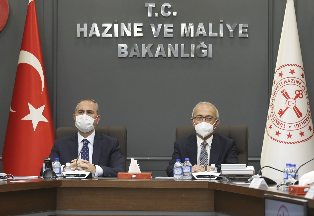 Bakan Elvan ve Bakan Gül, Müstakil Sanayici ve İşadamları Derneği yönetimi ile bir araya geldi