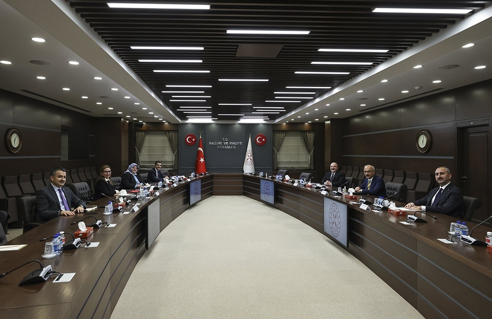 Bakan Elvan’ın öncülüğünde ’Ekonomi ve reform’ toplantı
