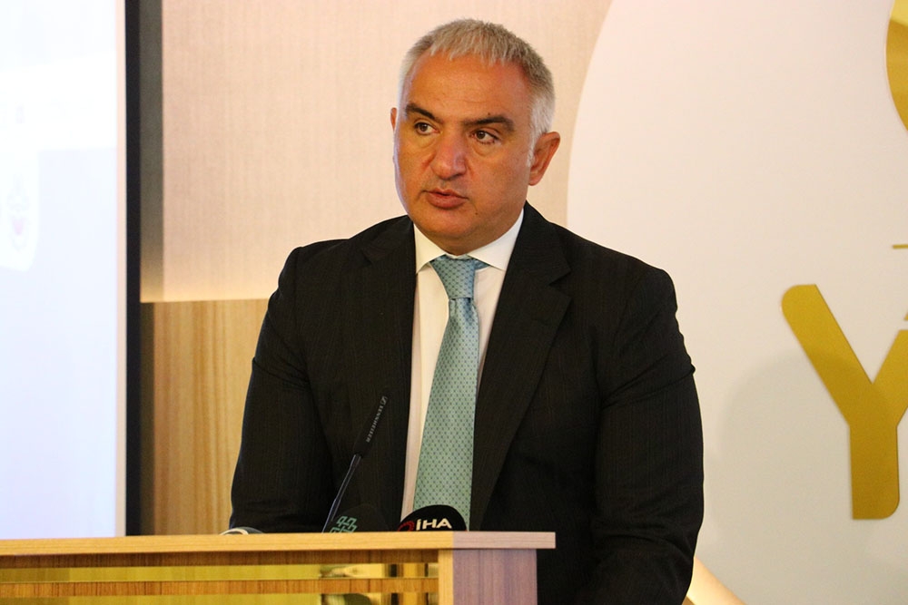 Bakan Ersoy: Türk diasporasını asimilasyondan korumak bütüncül bir strateji ile mümkündür