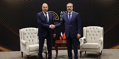 Bakan Fidan, Lavrov ile görüştü..