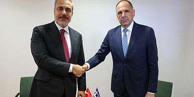 Bakan Fidan Yunanistan Dışişleri Bakanı Gerapetritis'le görüştü
