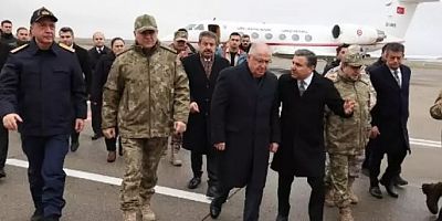 Bakan Güler ve komuta kademesi, İran sınırında!