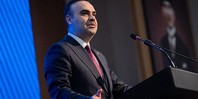 Bakan Kacır: Savunma sanayiine 456 milyar lira yatırımın önünü açtık