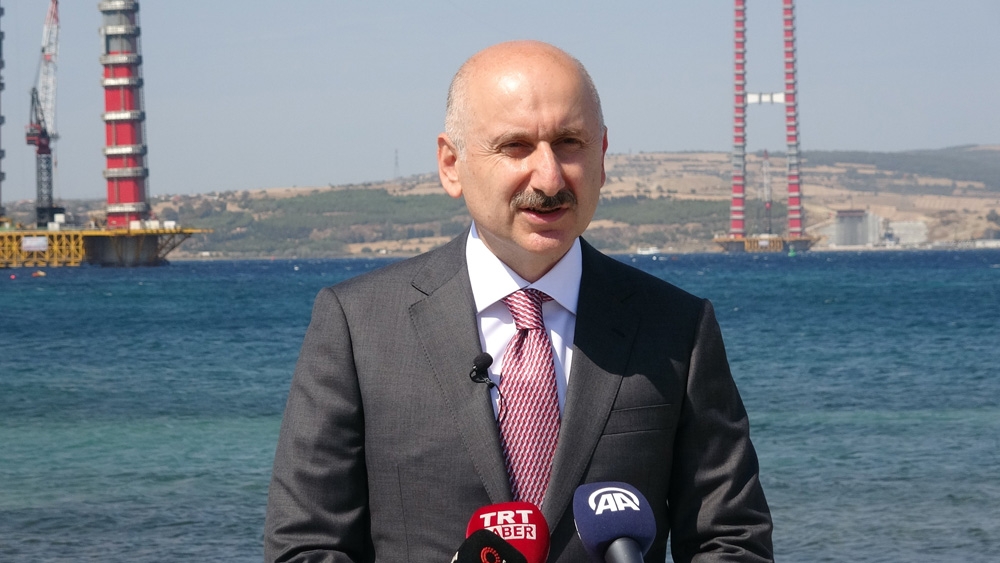 Bakan Karaismailoğlu, 318 metre yüksekten 1915 Çanakkale Köprüsünü inceledi