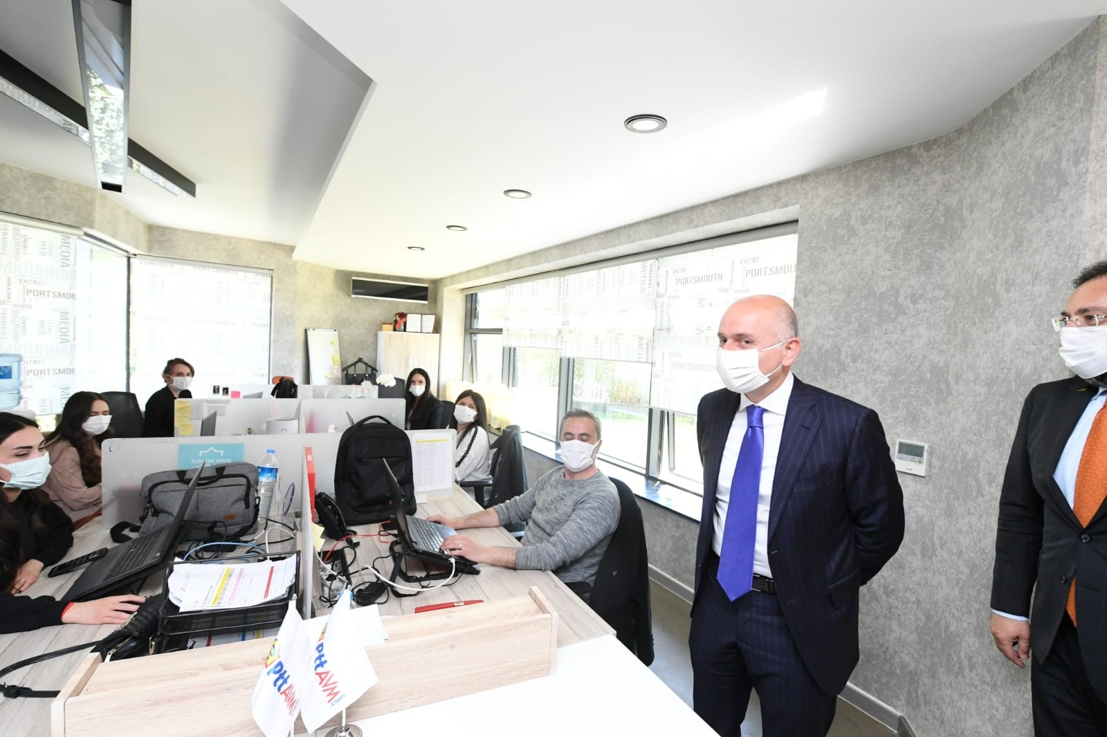 Bakan Karaismailoğlu: “Ocak 2021 sonu itibariyle 53 ülkeye e-ihracat gerçekleştiriyoruz”