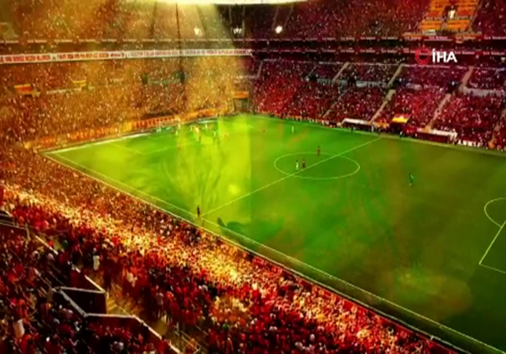 Bakan Kasapoğlu’ndan Galatasaray paylaşımlı ’Evde kal’ mesajı