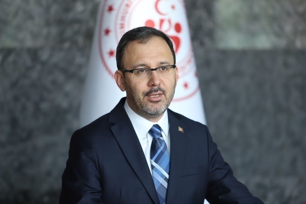 Bakan Kasapoğlu’ndan, Nihat Özdemir’e 