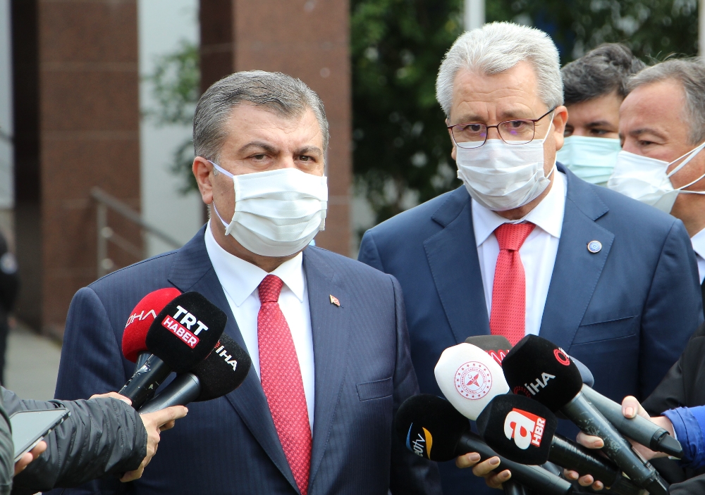Bakan Koca: “Yerli aşının insan uygulamaları bugün başladı”