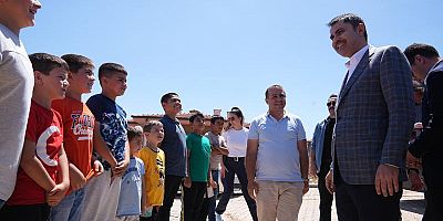 Bakan Kurum'dan milli maç öncesi Zey Köyü'nden anlamlı paylaşım