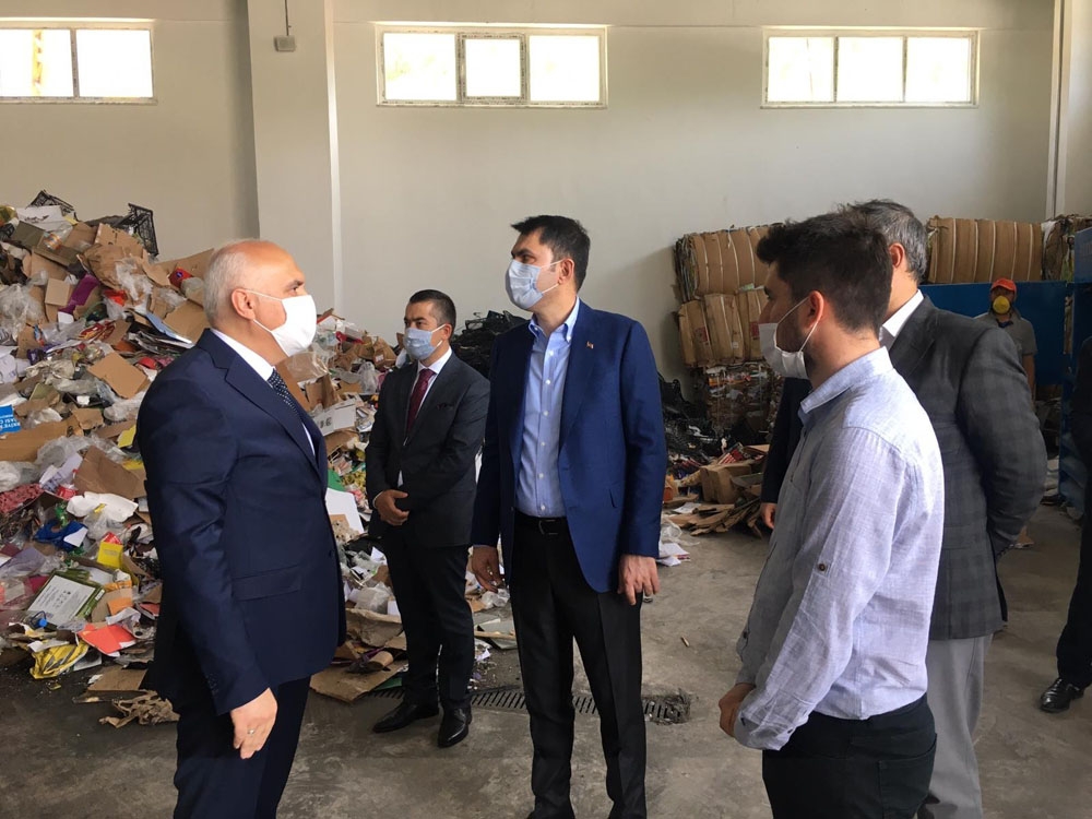 Bakan Kurum Kızılcahamam’da incelemelerde bulundu