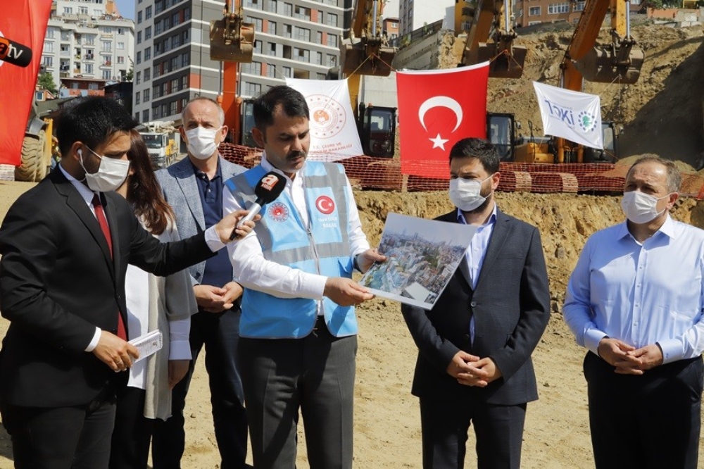 Bakan Murat Kurum Kağıthane’de incelemelerde bulundu