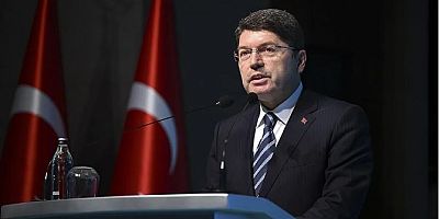Bakan, Özgür Özel'in 'İBB soruşturmasında rüşvet' açıklamasına yanıt verdi