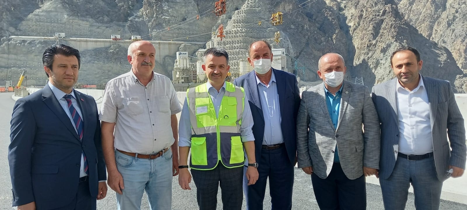 Bakan Pakdemirli: “Nadide bir baraj, çok büyük bir yapıt, çok büyük eser”