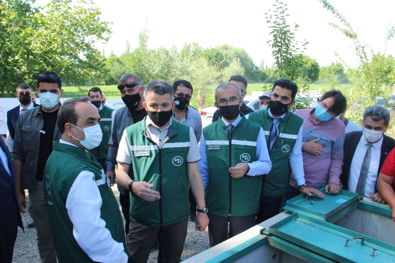 Bakan Pakdemirli son teknoloji akıllı sulama sistemini tanıttı