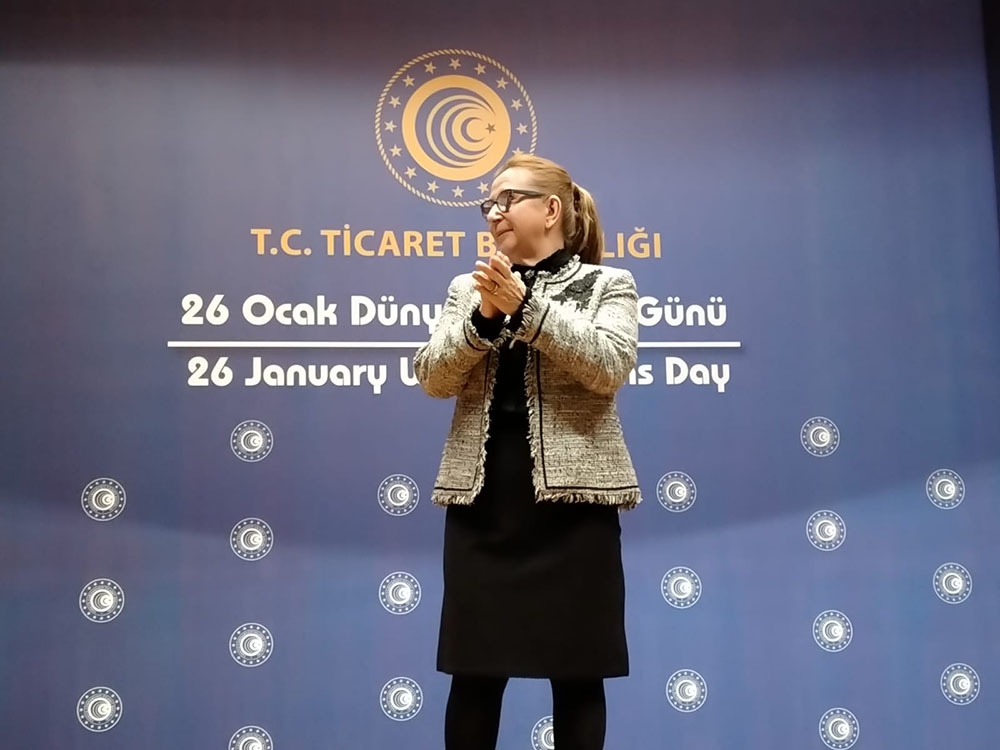Bakan Pekcan: ”Uluslararası standartlar kadar kendimizle yarışmalıyız