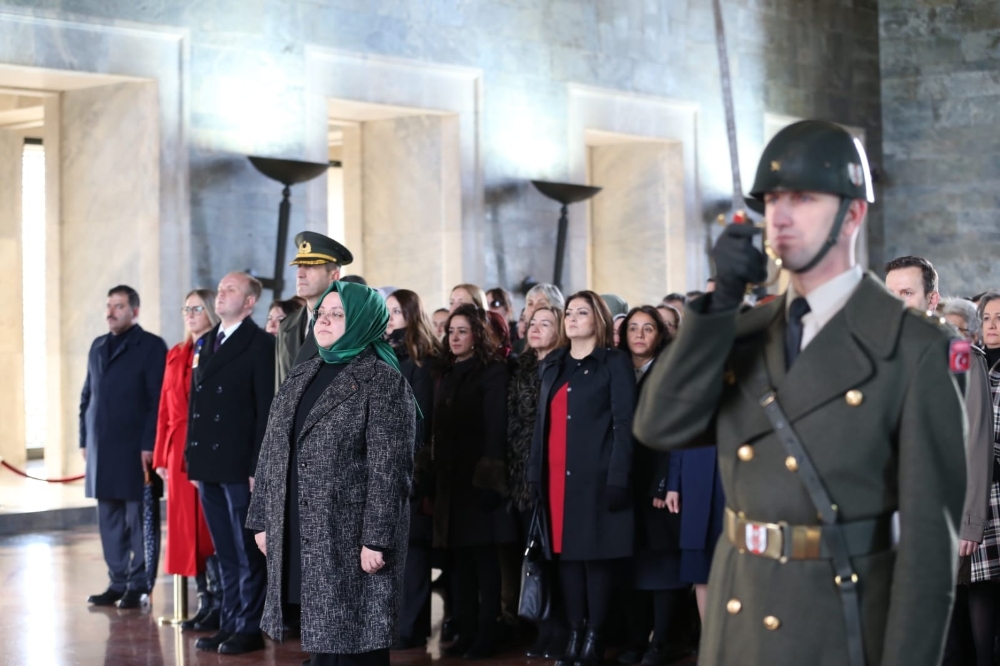 Bakan Selçuk Anıtkabirde