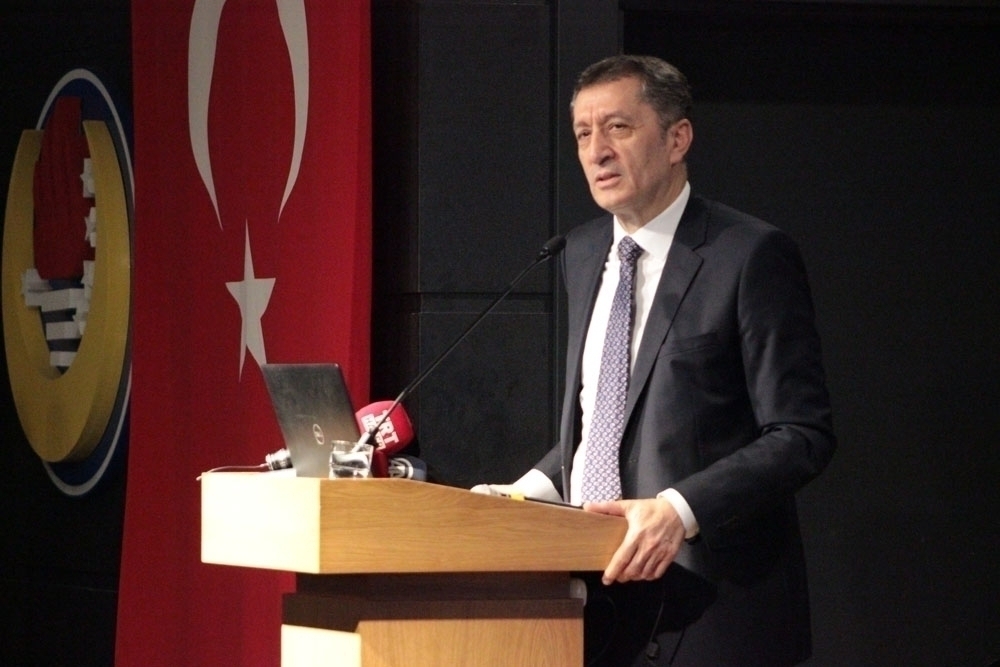 Bakan Selçuk’tan 