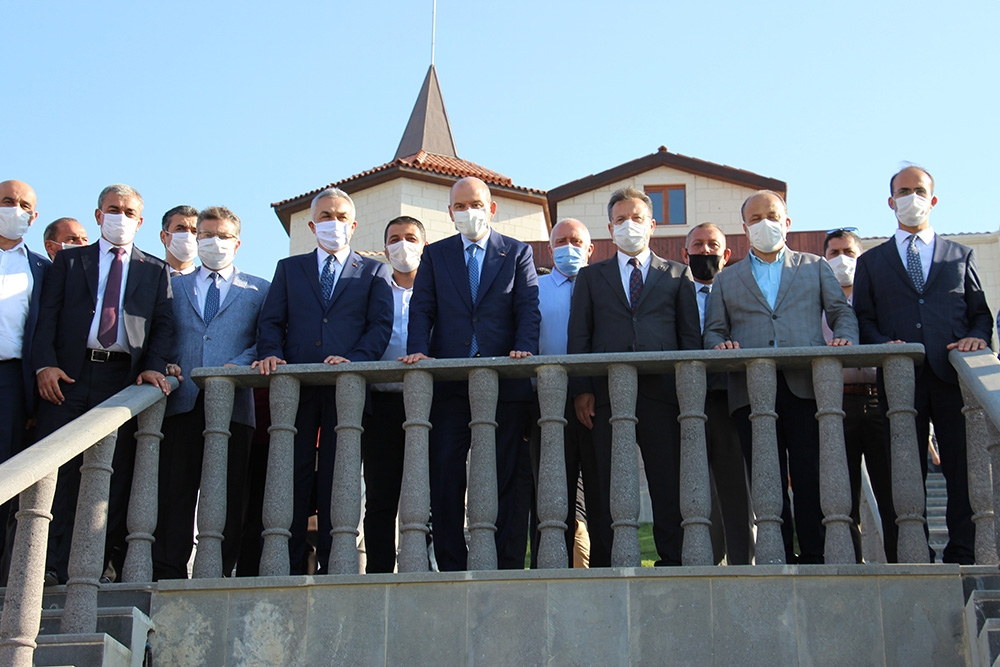 Bakan Soylu, Adnan Menderes Müzesi’nde incelemelerde bulundu