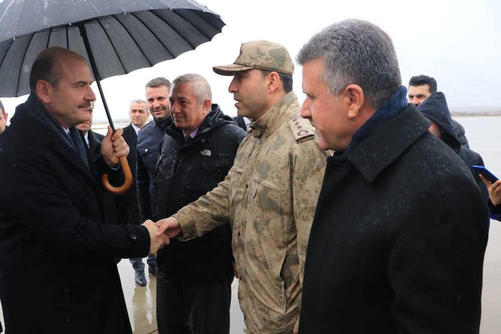 Bakan Soylu, Depremin Yaşandığı Elazığda