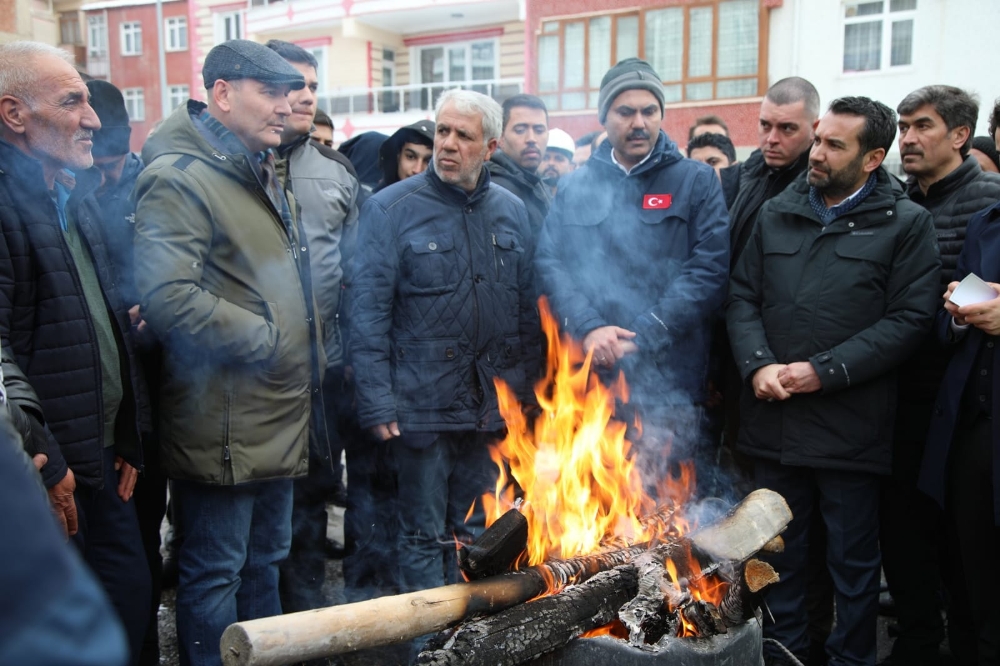 Bakan Soylu ve Kurum Elazığ’da çalışmalarını sürdürüyor