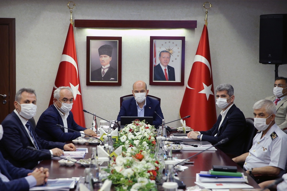 Bakan Soylu’nun başkanlığındaki güvenlik toplantısı sona erdi