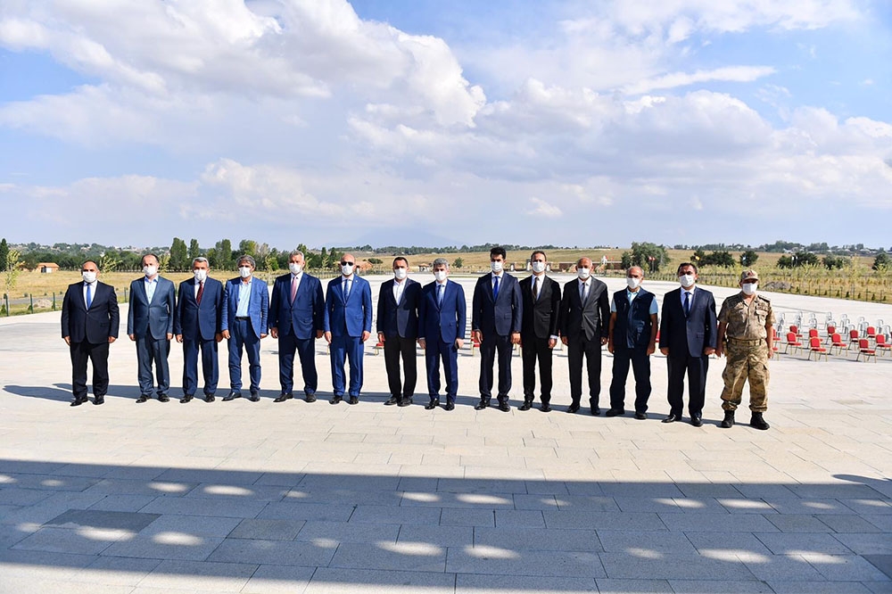 Bakan Yardımcıları ve Bilal Erdoğan Malazgirt’te