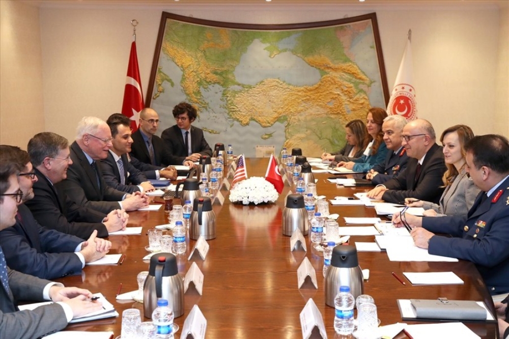 Bakan Yardımcısı Karaosmanoğlu, ABD Suriye Özel Temsilcisi Jeffrey ve ABD Büyükelçisi Satterfield ile görüştü