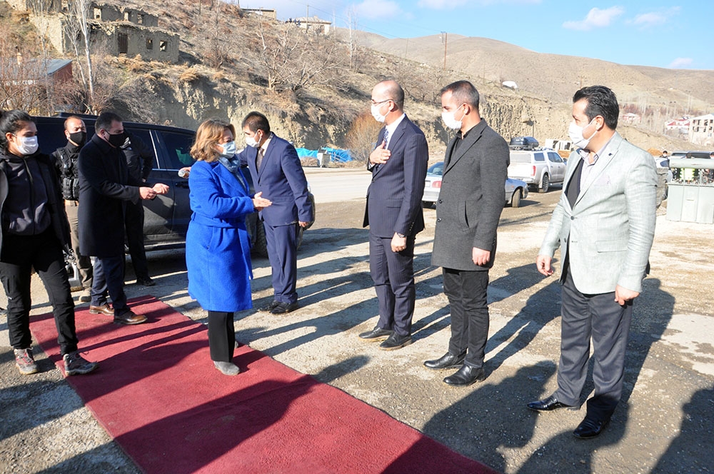 Bakan Yardımcısı Yavuz, Yüksekova’da incelemelerde bulundu