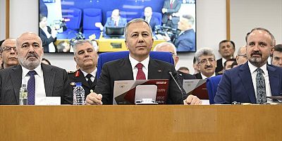 Bakan Yerlikaya: Eleştiri olmadan demokrasi olmaz