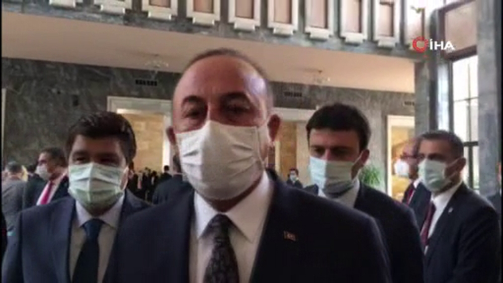 Bakanlar Gül ve Çavuşoğlu’ndan Fransa’ya tepki