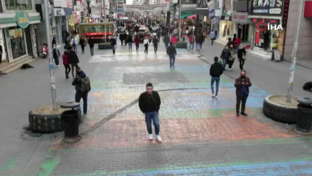 Bakırköy’de drone ile sigara ve maske denetimi