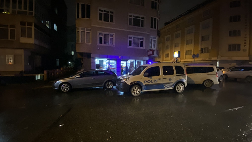 Bakırköy’de silahlı market soygunu