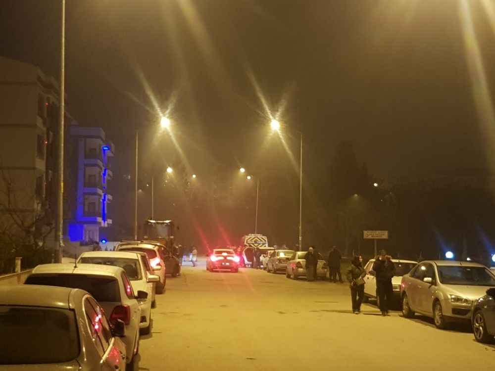 Balıkersirde Art Arda İki Deprem