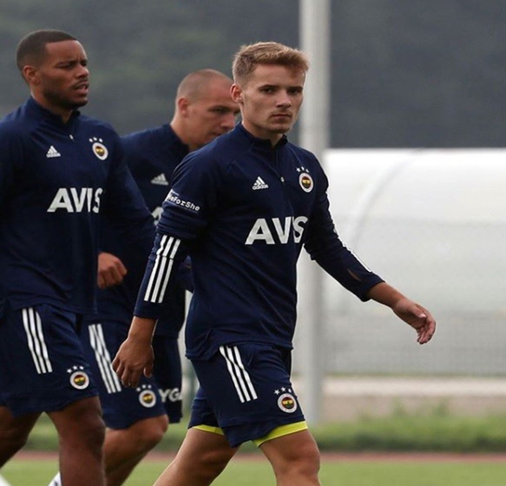 Barış Sungur, Fenerbahçe’ye geri döndü