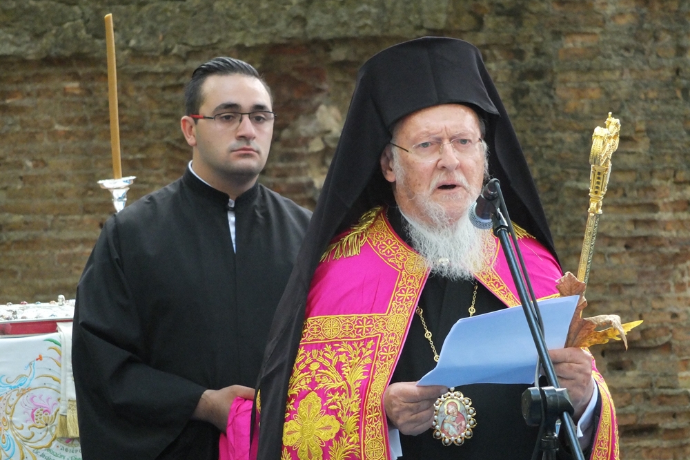 Bartholomeos’tan huzur ve barış duası