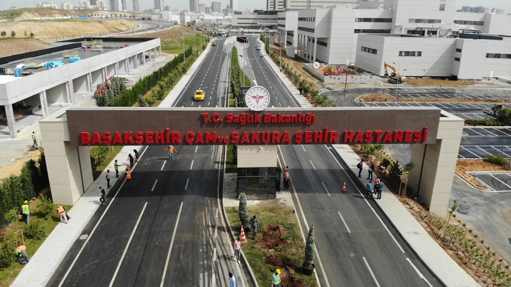 Başakşehir Çam ve Sakura Şehir Hastanesi yarın açılıyor