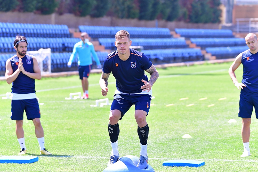 Başakşehir hazırlıklarını sürdürdü