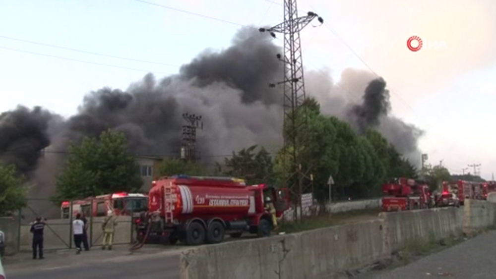 Başakşehir Kaymakamlığından fabrika yangınına ilişkin açıklama