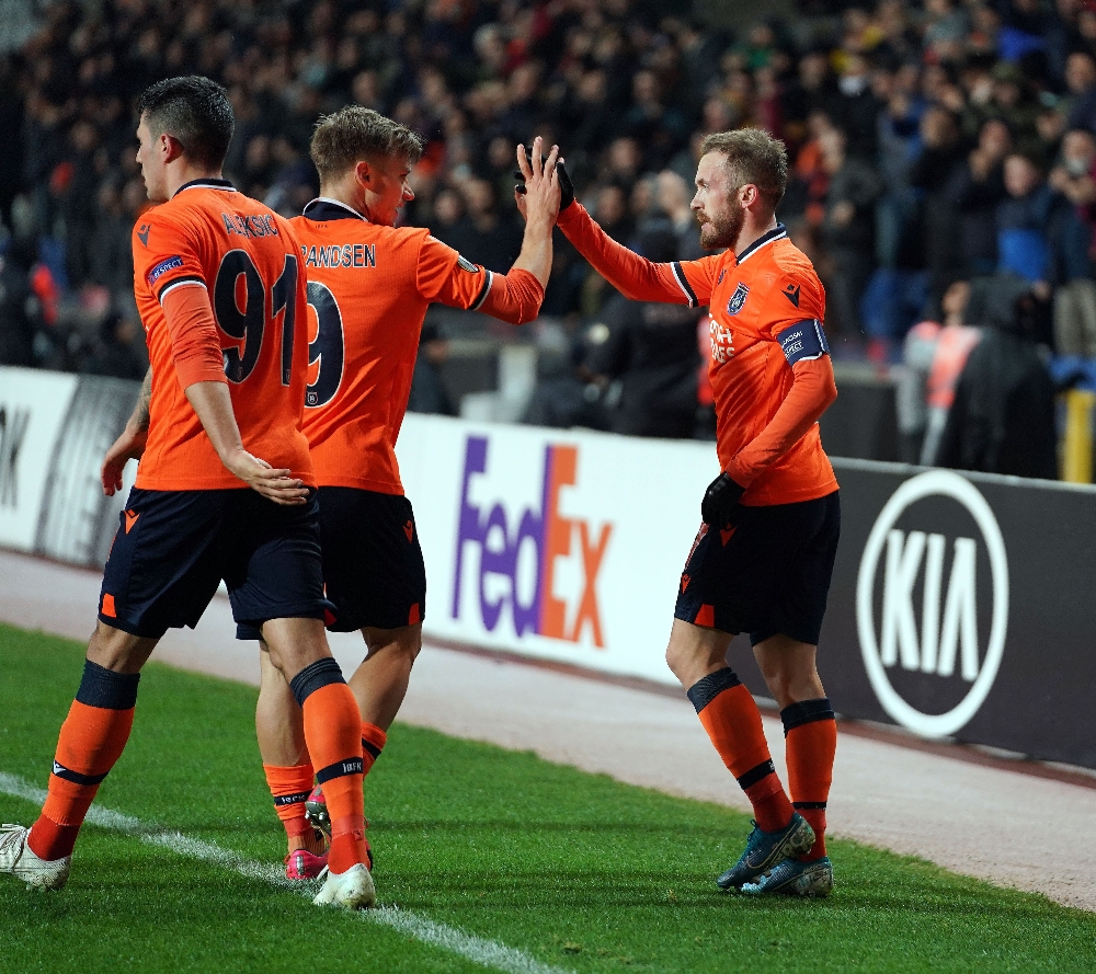 Başakşehir, tarihinde ilk kez son 16’da