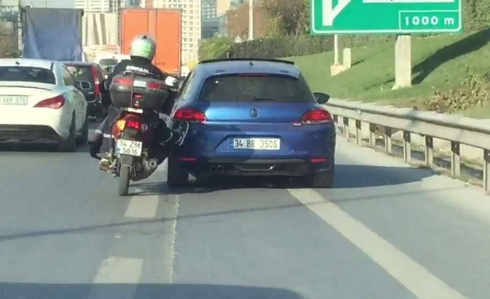 Basın Ekspreste Yok Artık Dedirten Görüntü