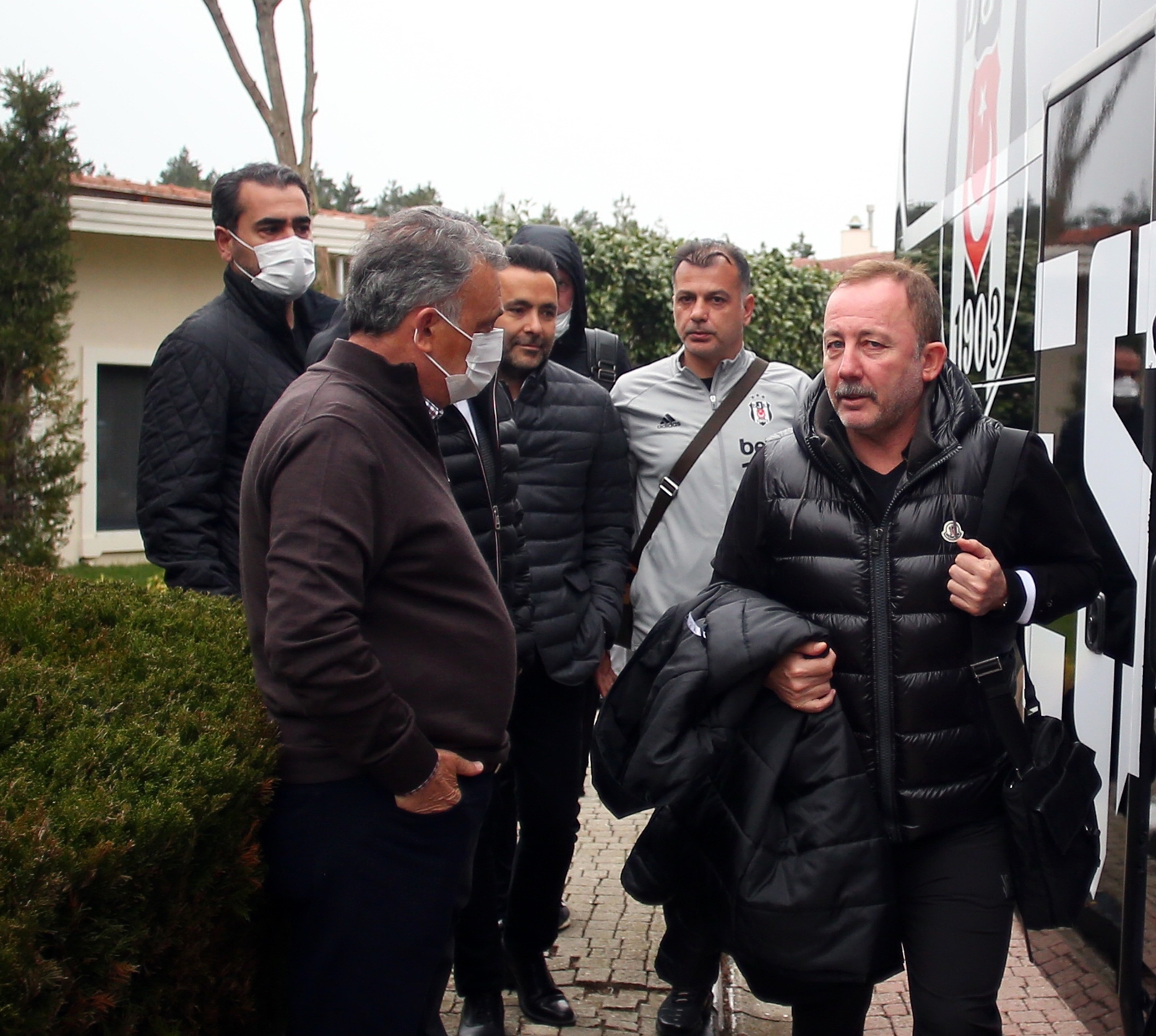 Başkan Çebi, takımı uğurladı