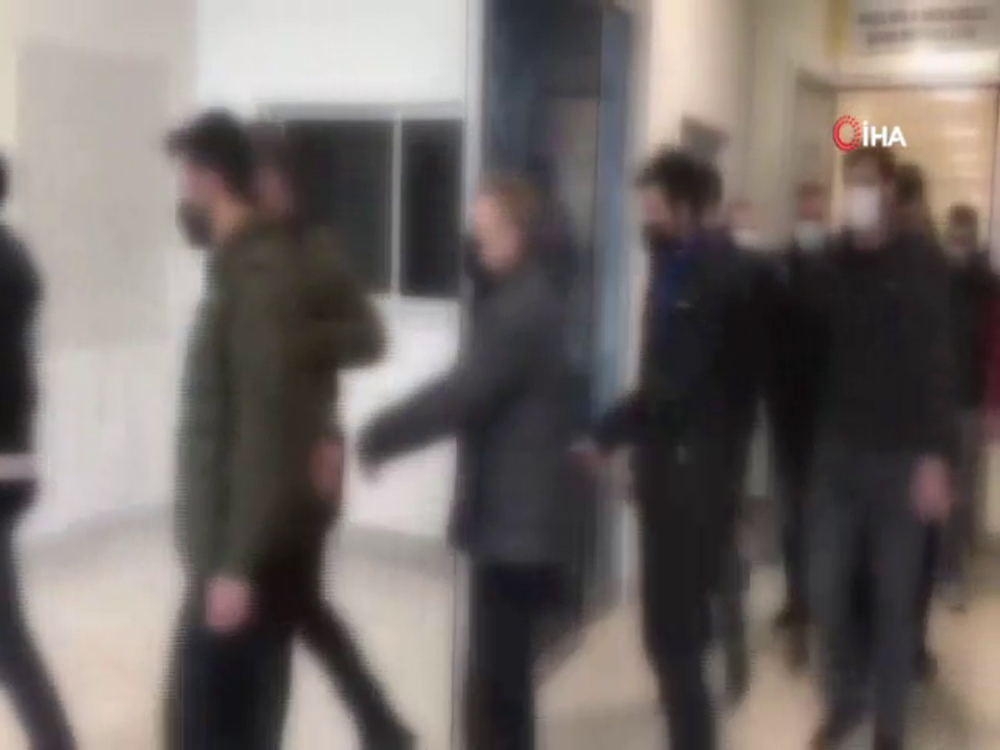 Başkentte zehir tacirlerine operasyon