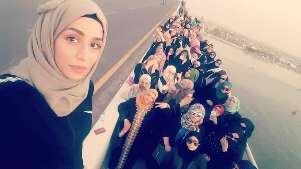 Basra’da öldürülen kadın aktivistin cenazesi toprağa verildi