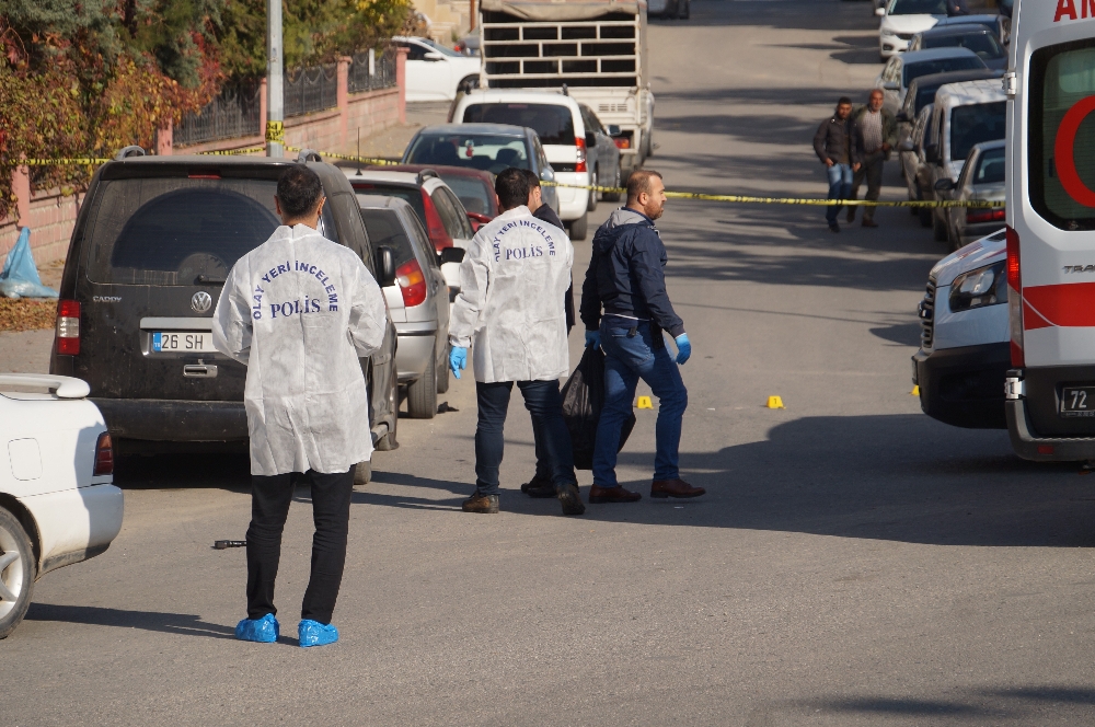 Batmanda Duruşma Öncesi Silahlı Kavga: 1 Ölü, 4 Yaralı
