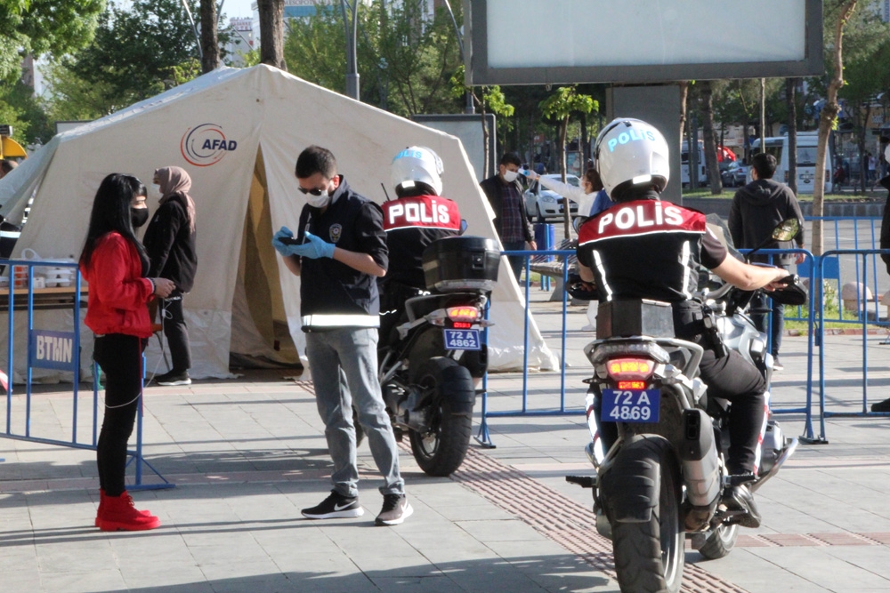 Batman’da korona virüs tedbirlerini ihlal eden 512 kişiye 490 bin lira ceza