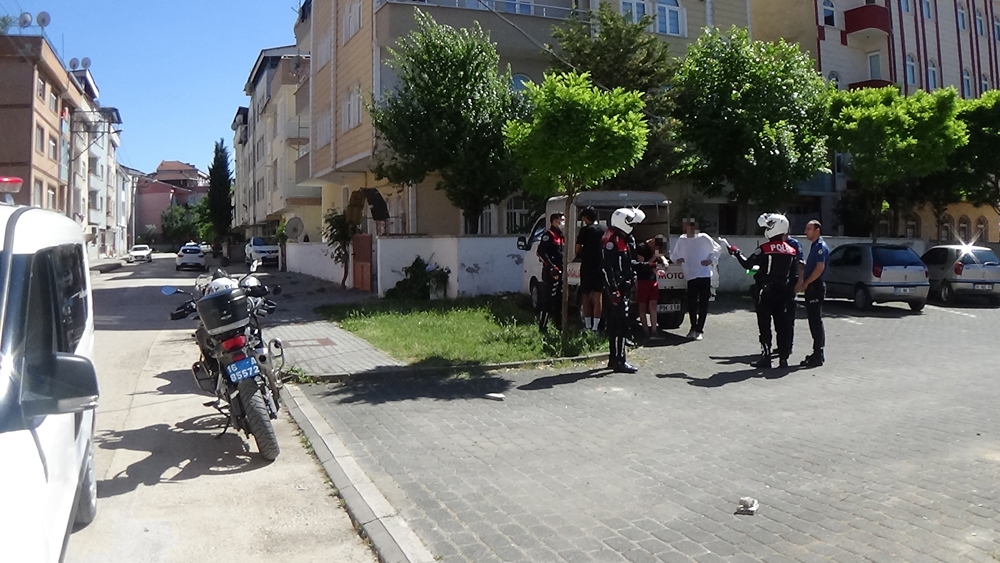 Bayramda hava almaya çıktılar, 9 bin TL ceza yediler