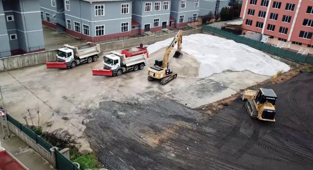 Beklenen kar yağışına karşı 7/24 hazırlar