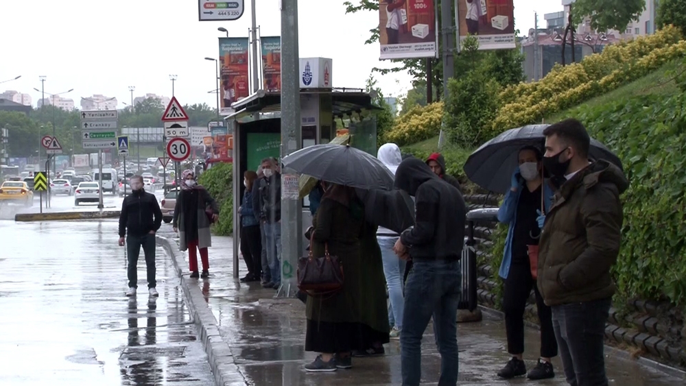 Beklenen yağmur İstanbul’da etkili olmaya başladı