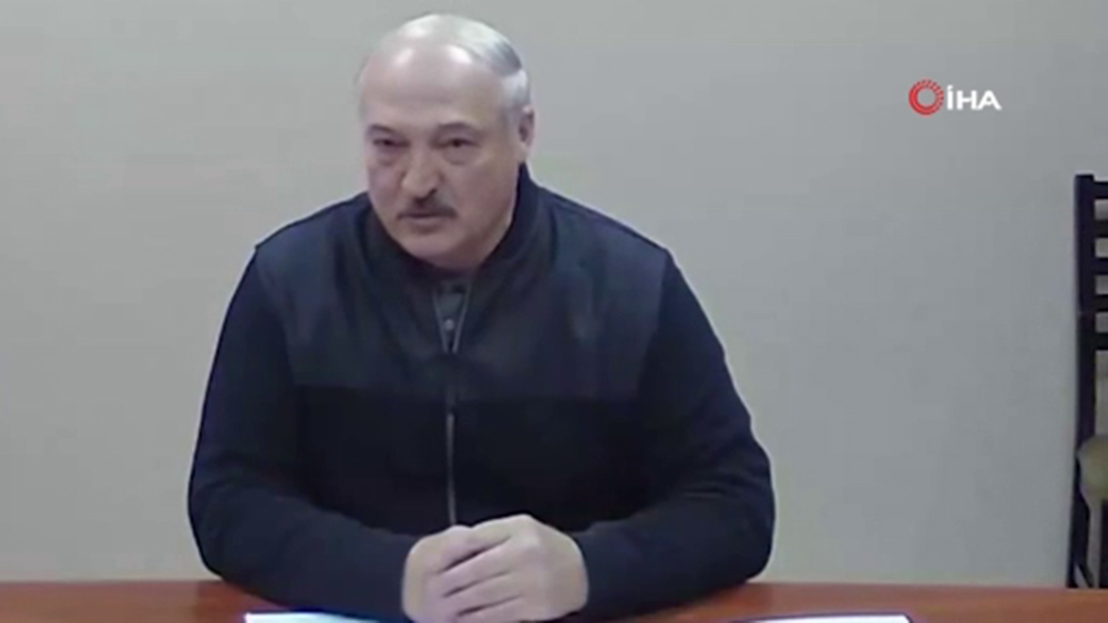 Belarus Devlet Başkanı Lukaşenko tutuklu muhalefet liderleriyle görüştü
