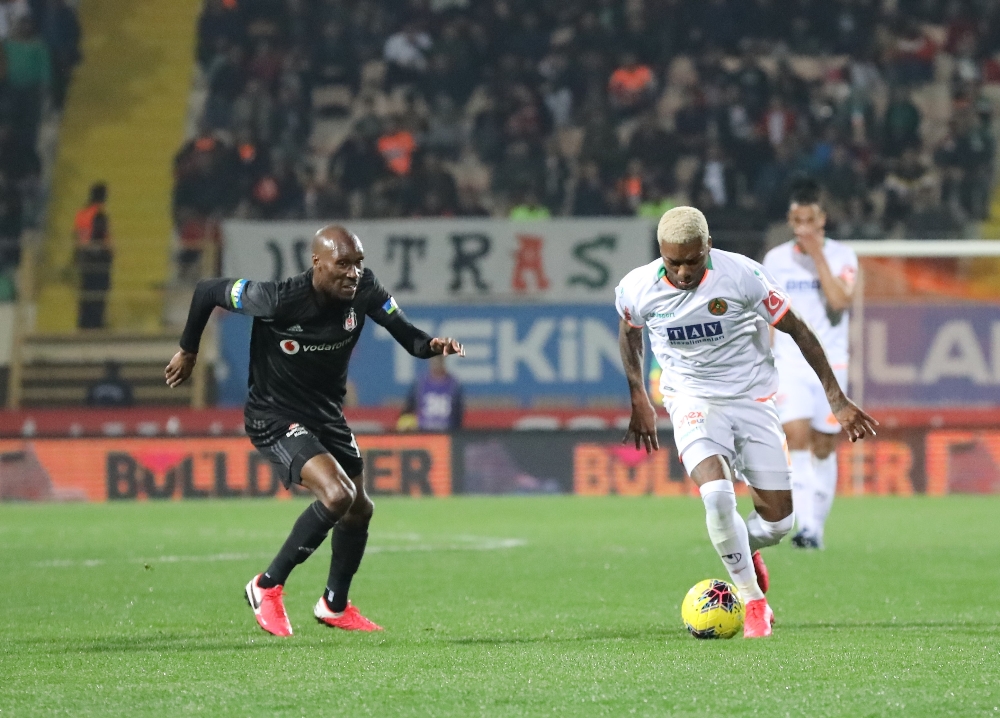 Beşiktaş deplasmanda kazandı